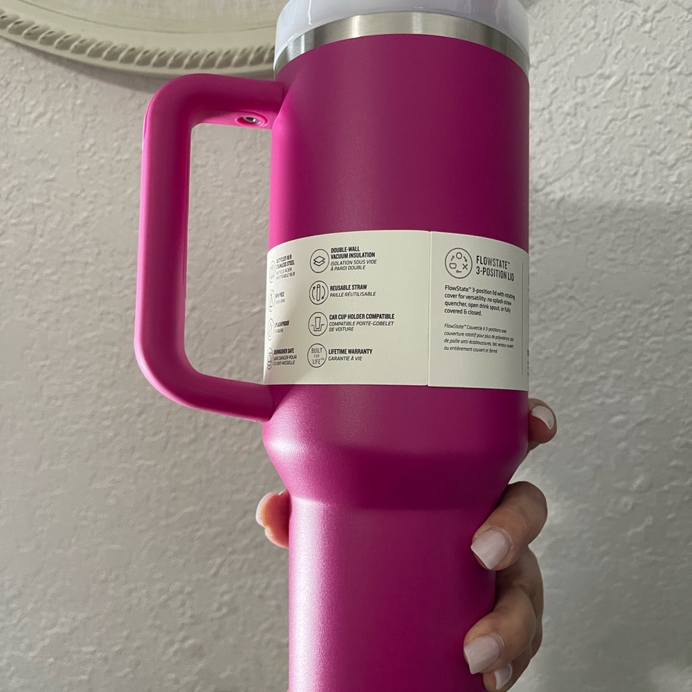 Stanley 40oz Tumbler Fuschia! New Color Water Bottle tumbler - Picture 7 of 7